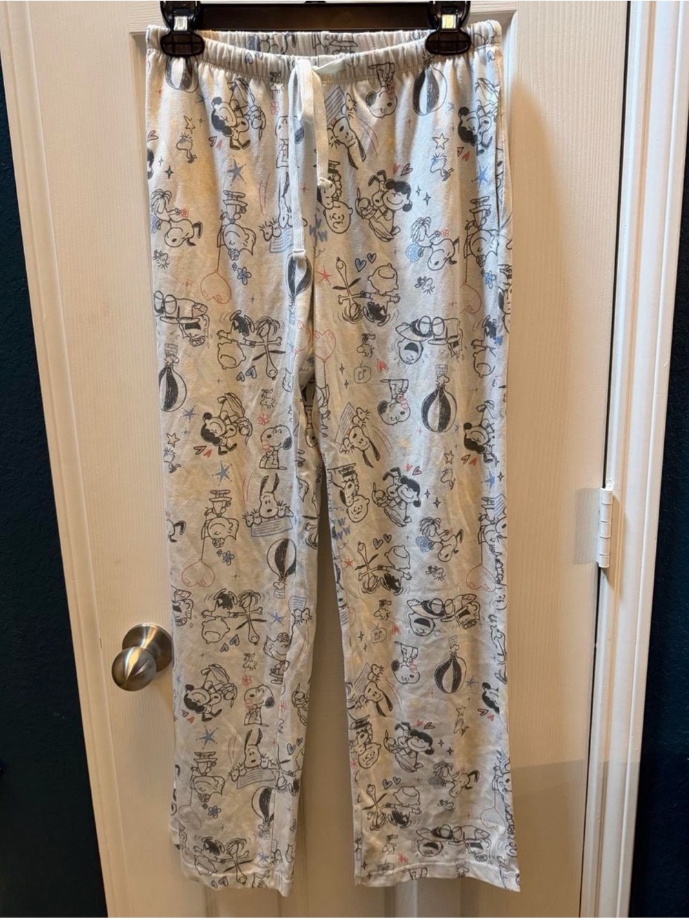 Peanuts Hybrid Graphic Lounge Pants in Light Grey with Black Print size S